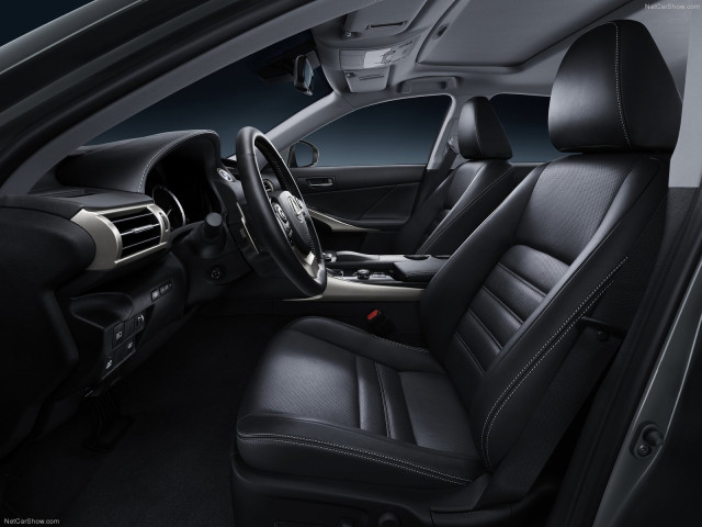 Lexus IS фото