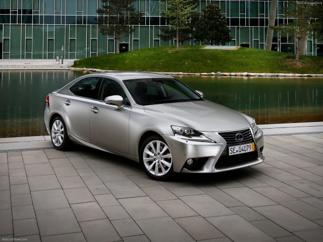 Lexus IS фото