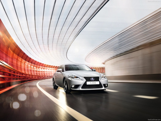 Lexus IS фото