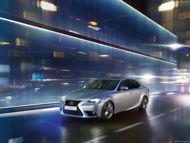 Lexus IS фото