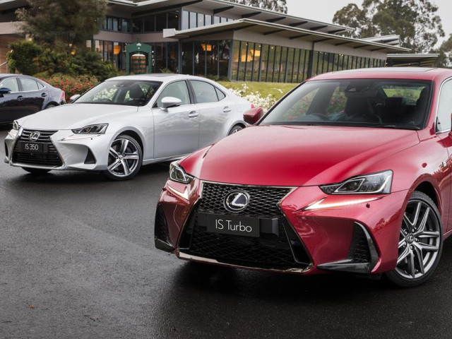 Lexus IS фото