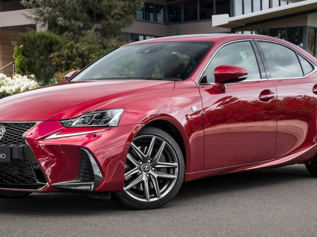 Lexus IS фото