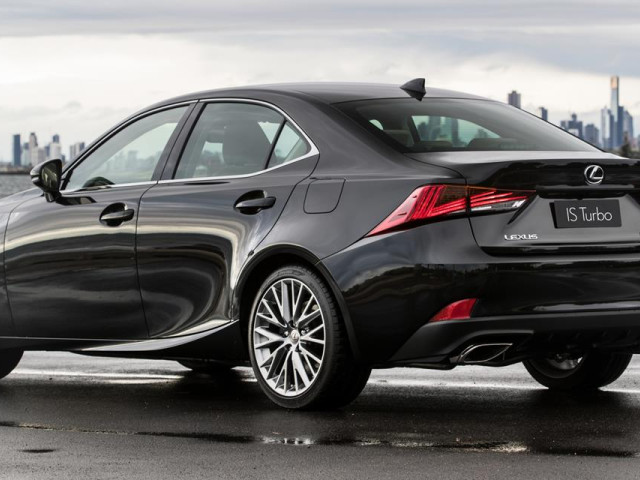 Lexus IS фото