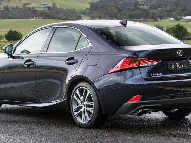 Lexus IS фото