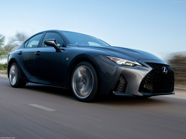 Lexus IS фото