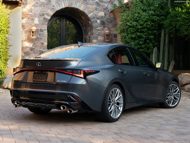 Lexus IS фото