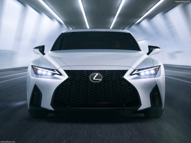 Lexus IS фото