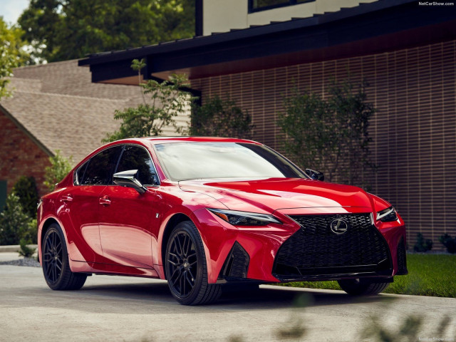 Lexus IS фото