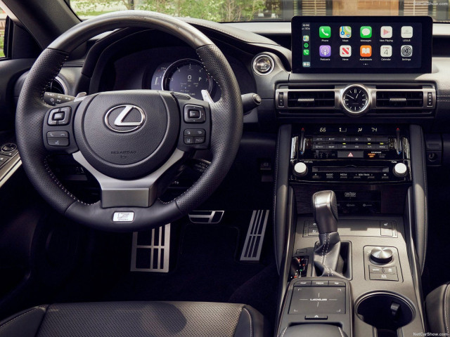 Lexus IS фото