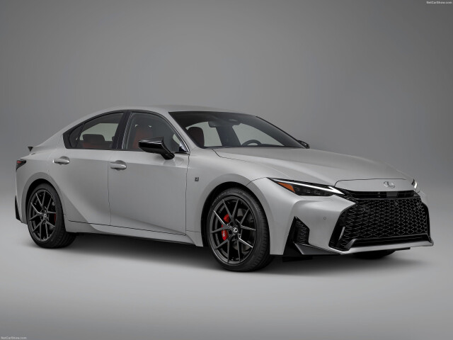 Lexus IS фото