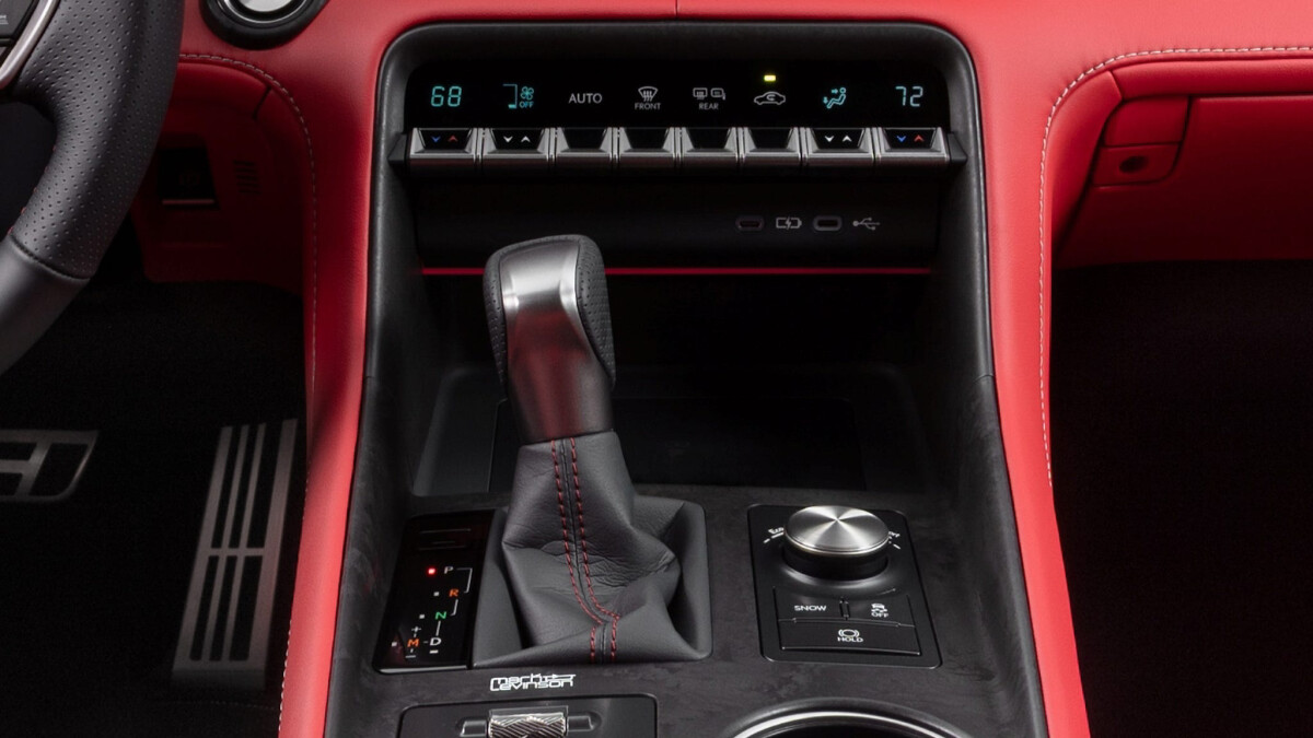 Lexus IS III (XE30) фото 215232