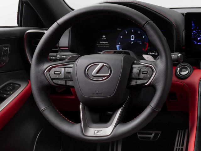 Lexus IS фото
