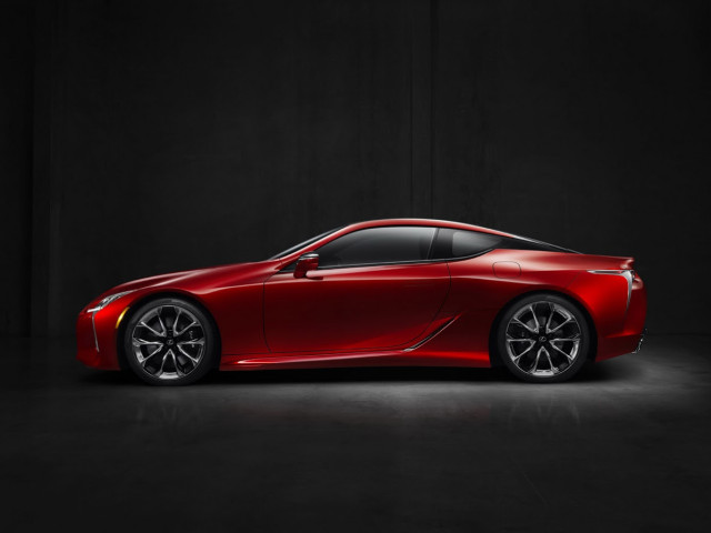 Lexus LC 500 фото