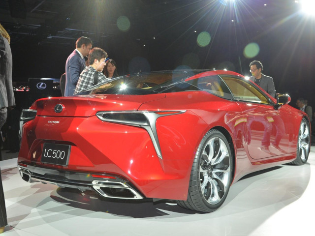 Lexus LC 500 фото