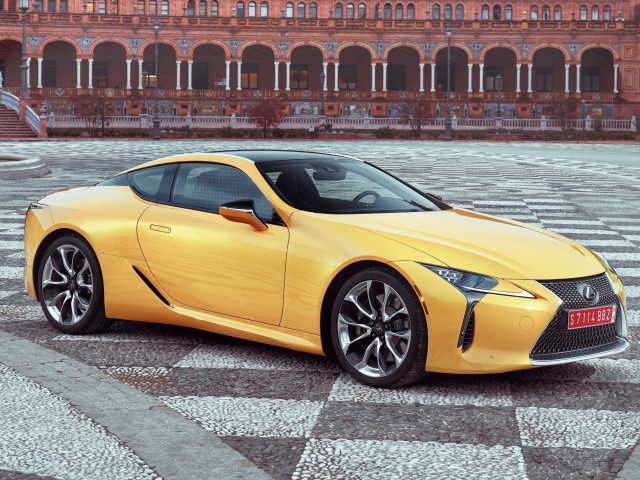 Lexus LC 500 фото