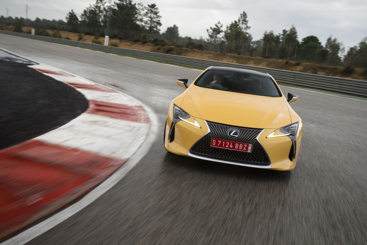 Lexus LC 500 фото 178702