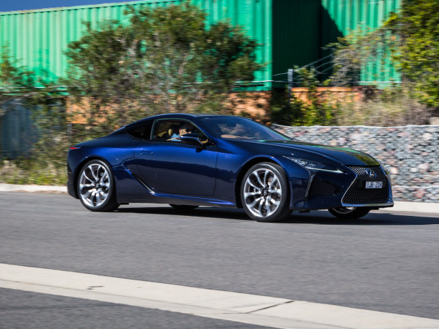 Lexus LC 500 фото