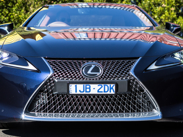 Lexus LC 500 фото