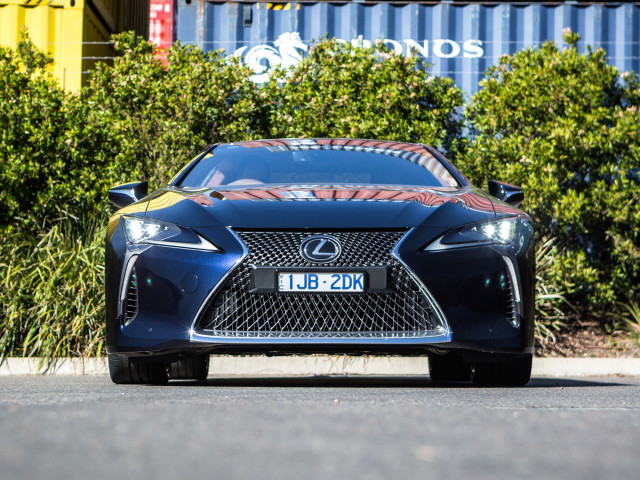 Lexus LC 500 фото