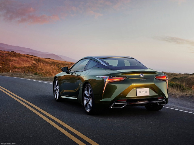 Lexus LC 500 фото