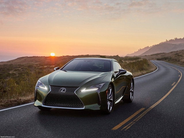 Lexus LC 500 фото