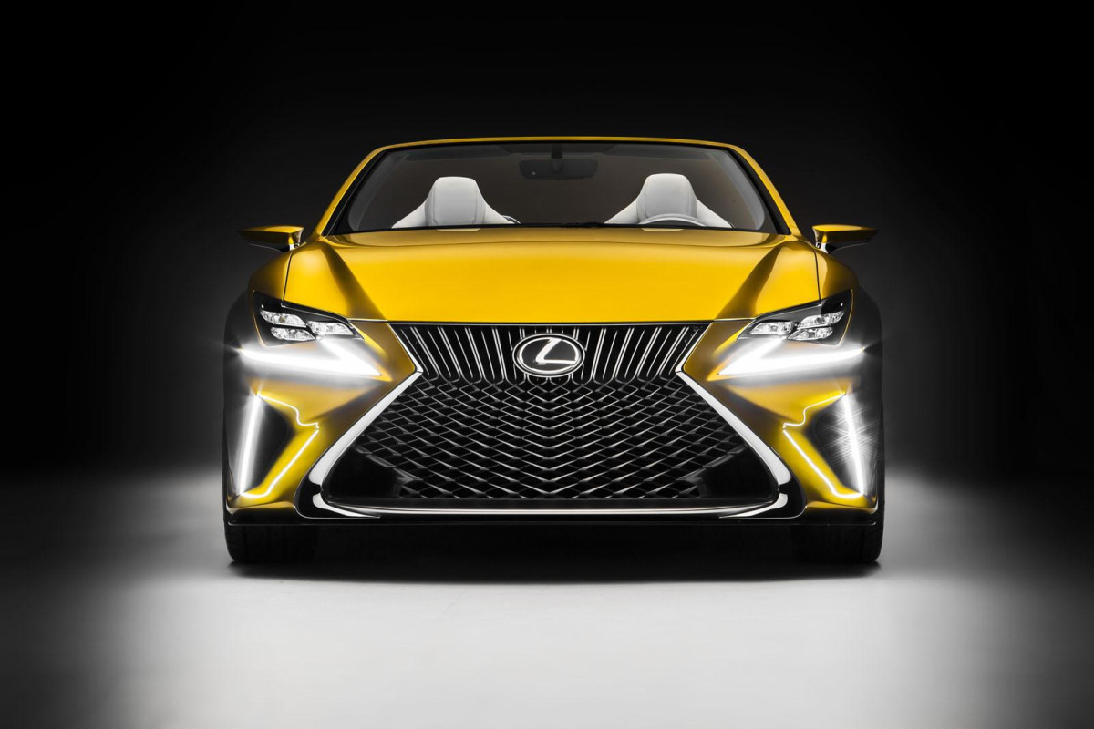 Lexus LF-C2 фото 139099