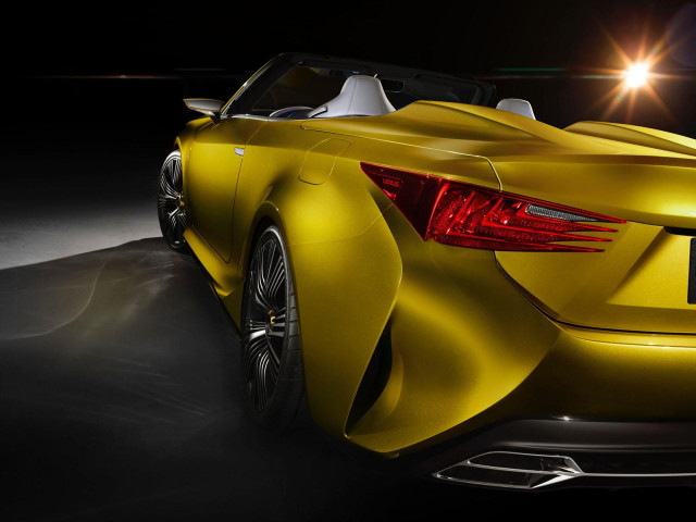 Lexus LF-C2 фото