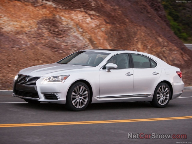 Lexus LS 460 фото