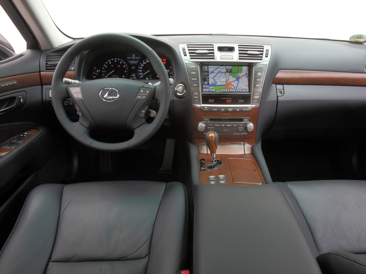 Lexus LS 460 фото 99898