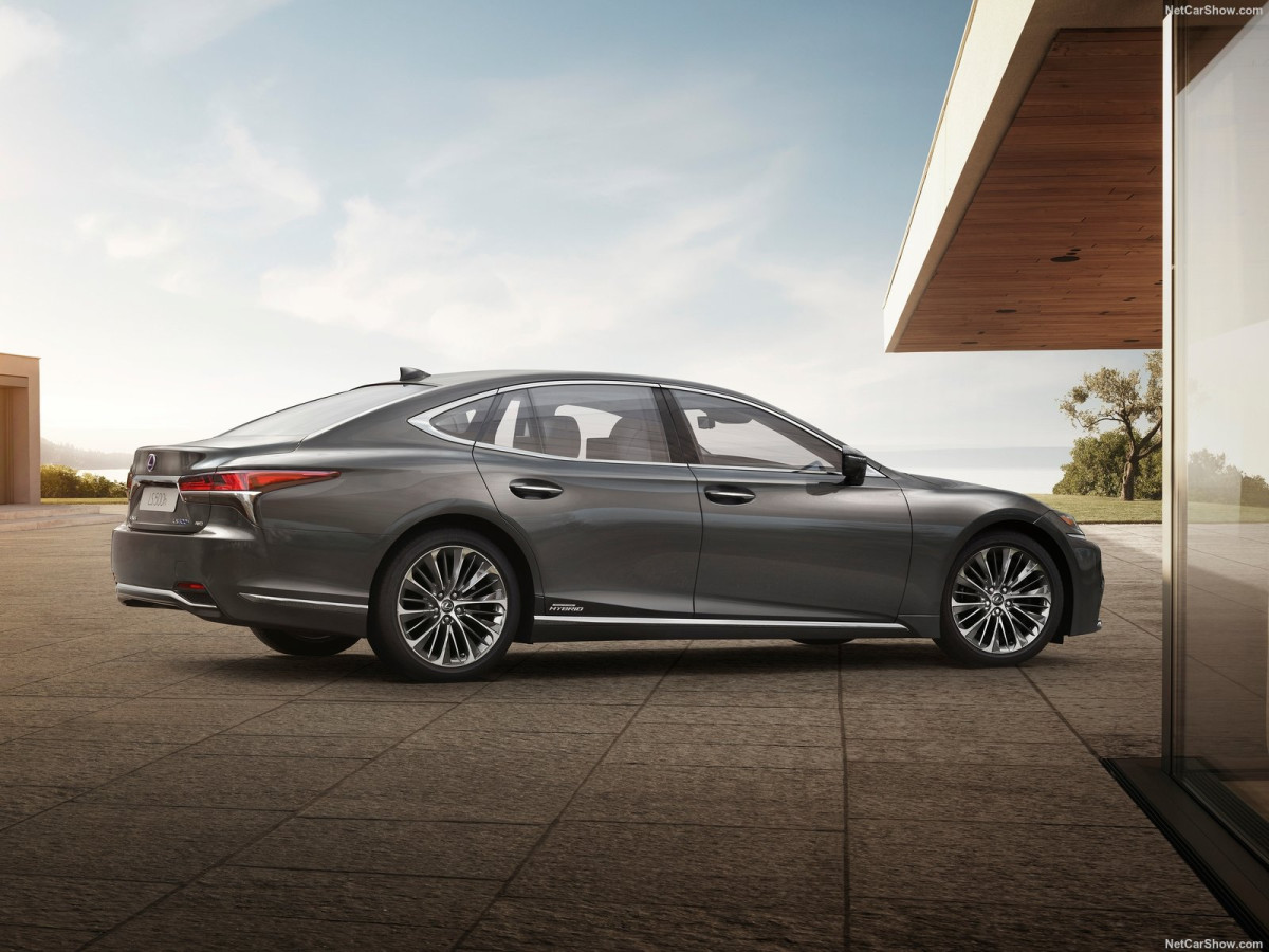 Lexus LS 500h фото 190647