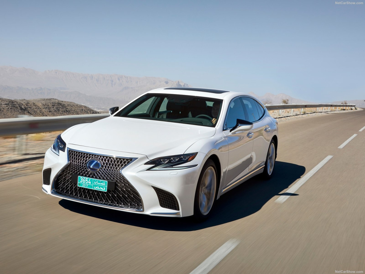 Lexus LS 500h фото 190652