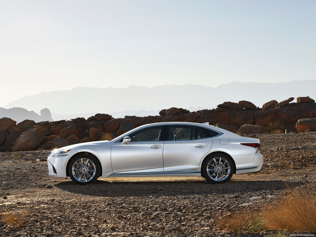 Lexus LS 500h фото 190663