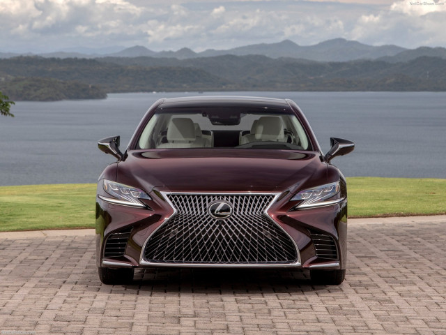 Lexus LS 500h фото