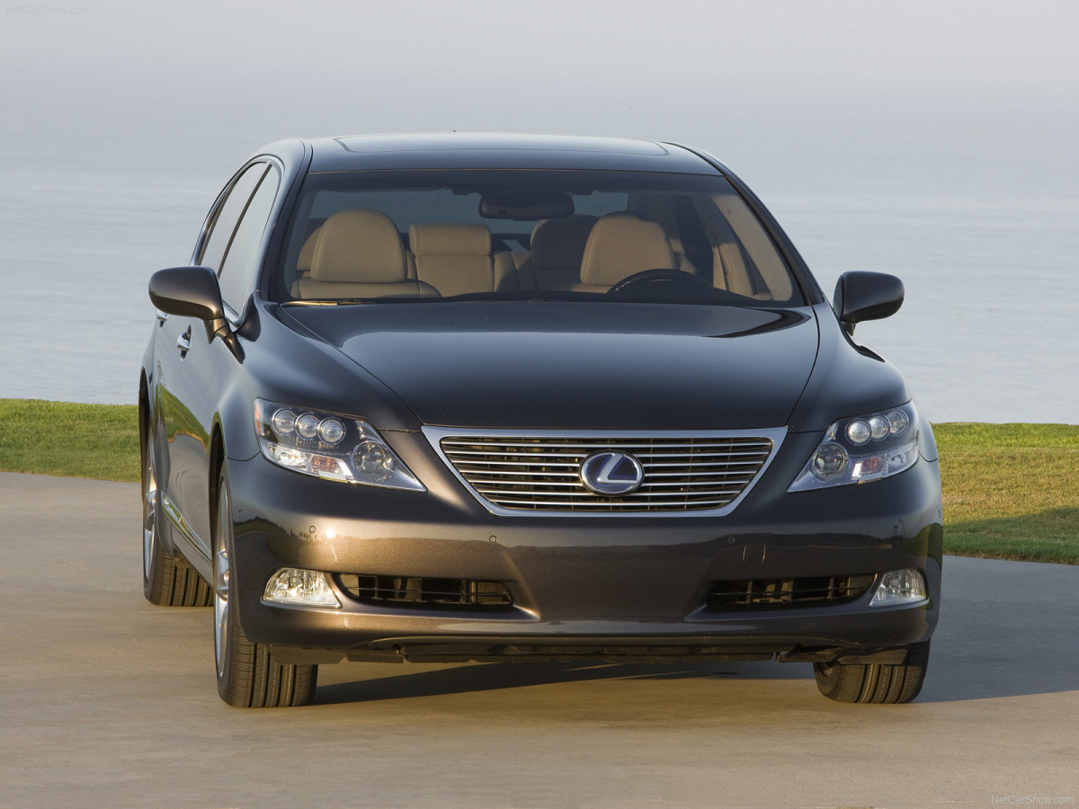 Lexus LS 600h L фото 58455