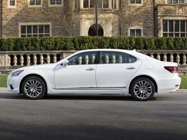 Lexus LS 600h фото
