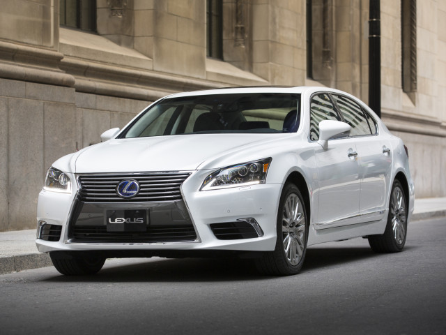 Lexus LS 600h фото