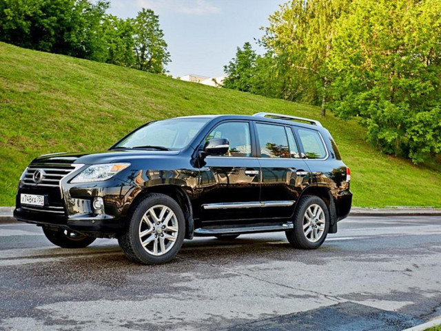 Lexus LX 570 фото