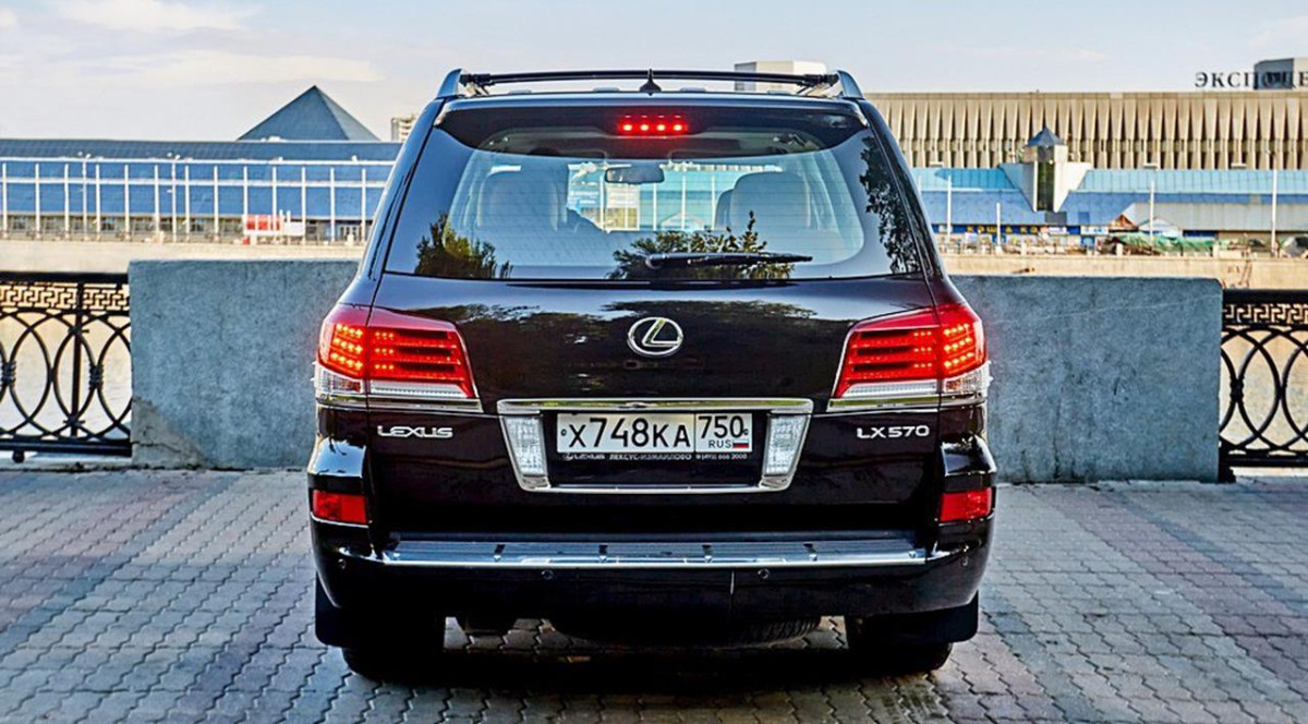 Lexus LX 570 фото 161577