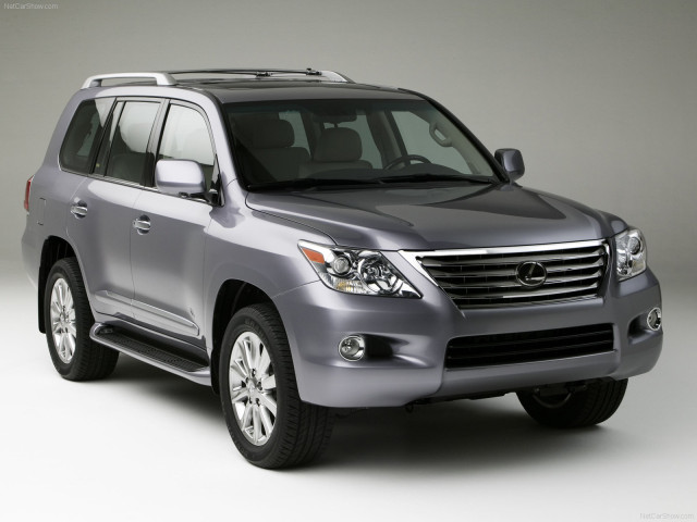 Lexus LX 570 фото