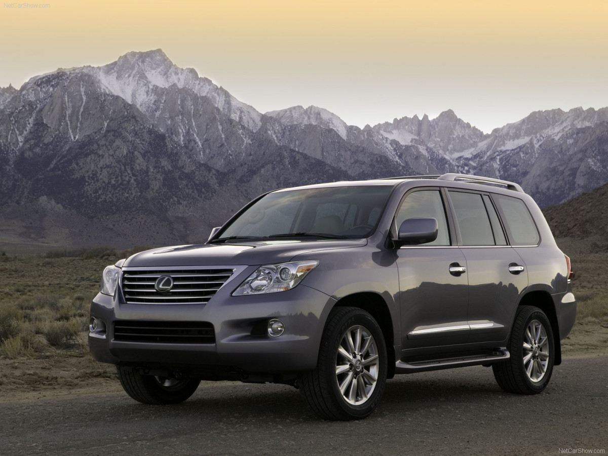 Lexus LX 570 фото 42857