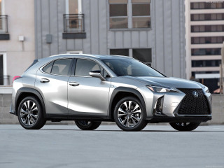 Lexus UX фото