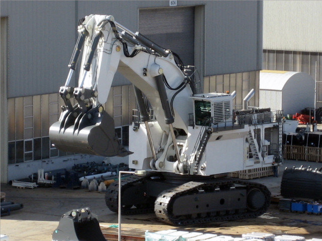 Liebherr R 9800 фото