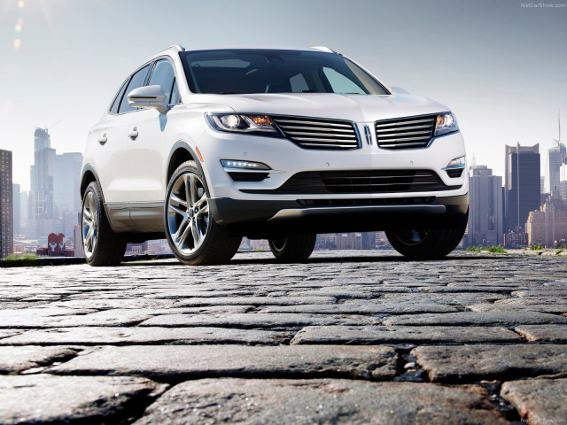 Lincoln MKC фото