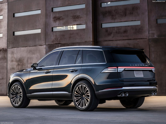 Lincoln Aviator фото