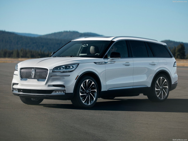 Lincoln Aviator фото