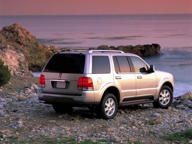 Lincoln Aviator фото