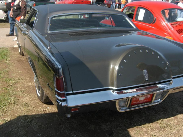 Lincoln Continental Mark III фото