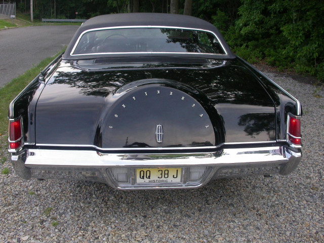 Lincoln Continental Mark III фото