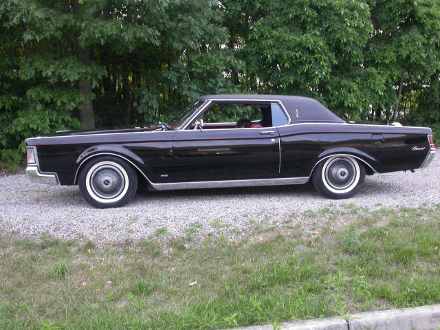 Lincoln Continental Mark III фото