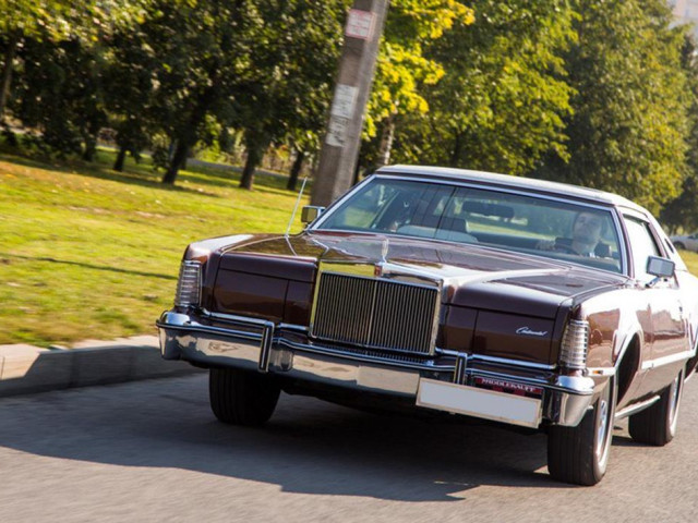 Lincoln Continental фото